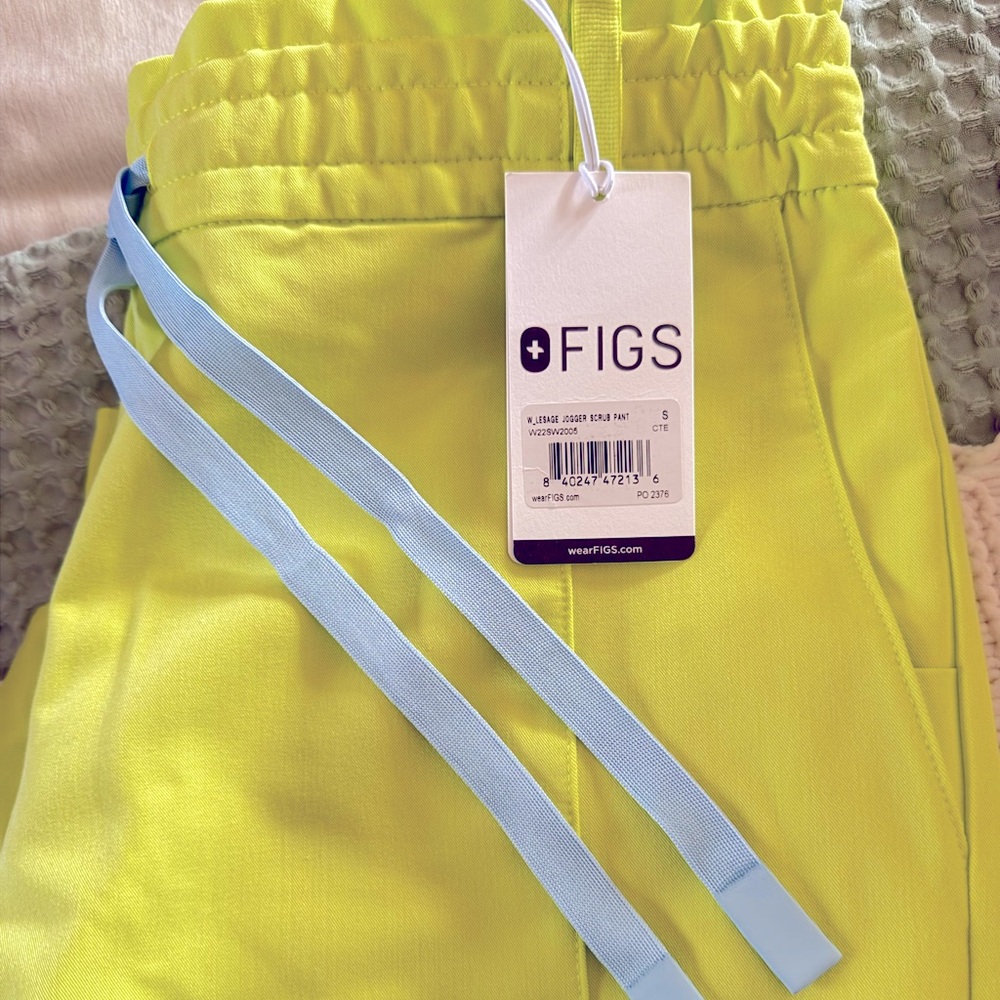 FIGS Lesage Jogger Scrub